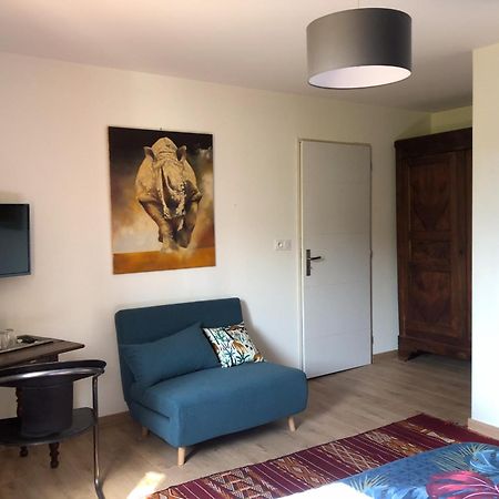 Chambre Sur Une Ile Saint-Bonnet-de-Rochefort ภายนอก รูปภาพ